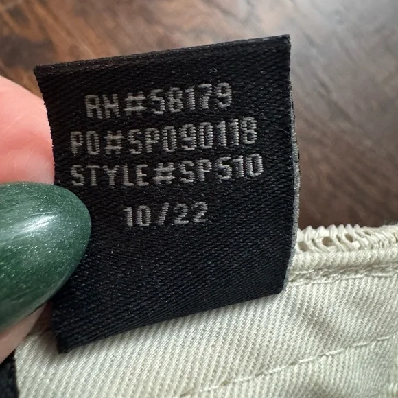 Sportsman Green and Cream Baseball Cap with Floral Embroidery - Picture 3 of 11